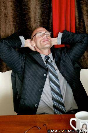 Original 600 px/ 902 px