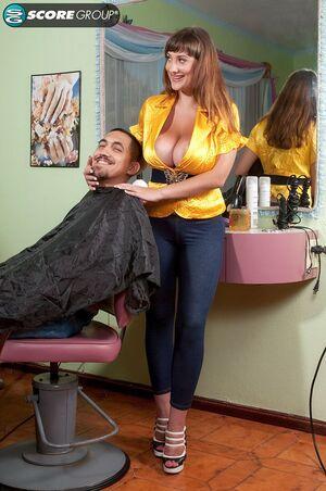 Original 717 px/ 1080 px