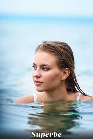 Original 2560 px/ 3840 px