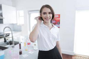 BFFS Riley Grey, Natalie Porkman, Aria Skye, Jonny The xxx - Sexual Chemistry - x175 (Feb 4, 2020)_59227042