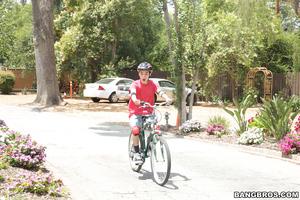 Original 2000 px/ 1333 px