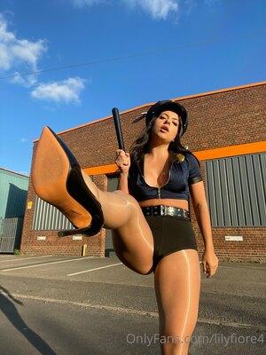 Original 1536 px/ 2048 px