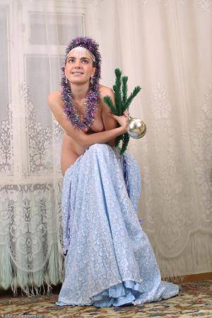 Original 682 px/ 1024 px