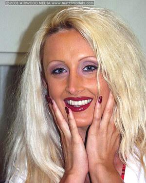 Original 546 px/ 683 px