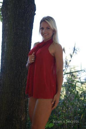 Original 857 px/ 1280 px