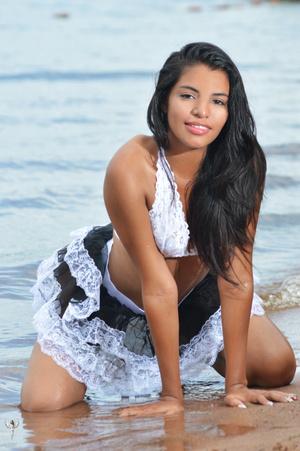 Original 2000 px/ 3005 px