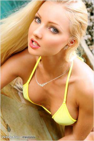 Original 900 px/ 1350 px