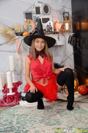 Original 2333 px/ 3500 px