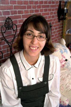 Original 683 px/ 1024 px