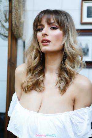 Original 1536 px/ 2304 px