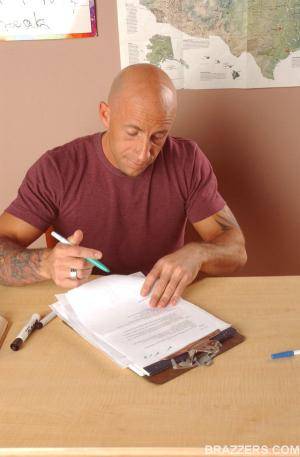 Original 600 px/ 915 px