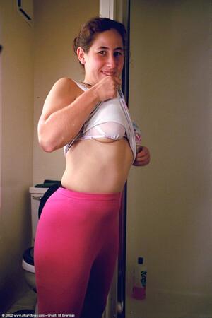 Original 682 px/ 1024 px