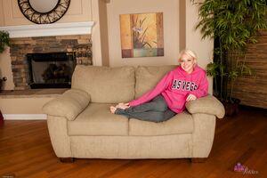 Original 3000 px/ 1996 px