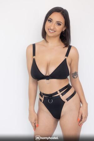 Original 2561 px/ 3840 px