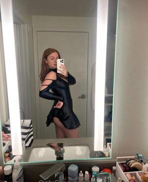 Original 590 px/ 726 px