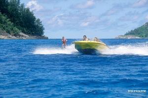 Original 3200 px/ 2123 px