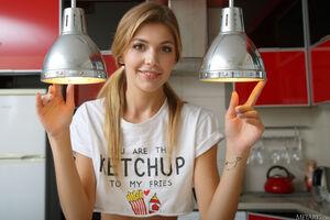 Original 5000 px/ 3333 px