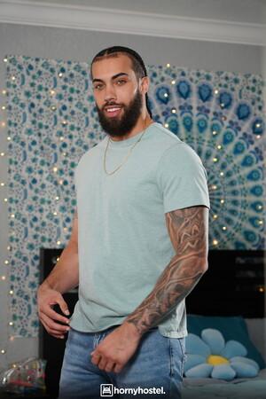 Original 2561 px/ 3840 px