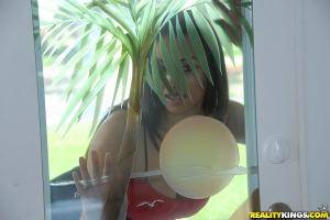 Original 900 px/ 602 px