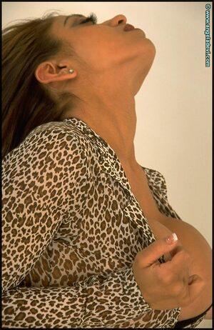 Original 479 px/ 738 px