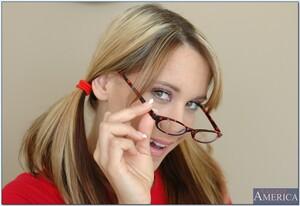 Original 1000 px/ 686 px