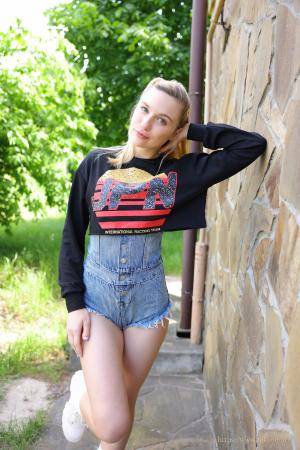 Original 2400 px/ 3600 px