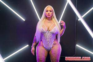 Original 1600 px/ 1067 px