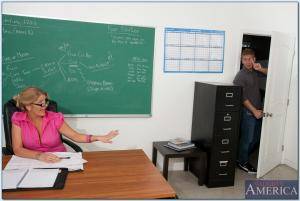 Original 850 px/ 571 px