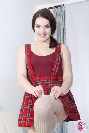 Original 853 px/ 1280 px