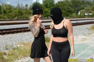 Original 1901 px/ 1269 px