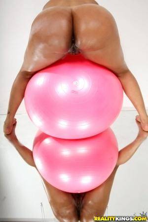 Original 2560 px/ 3840 px