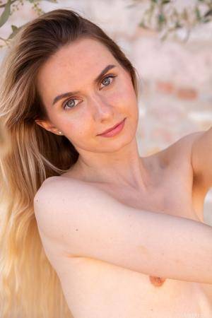 Original 3840 px/ 5760 px