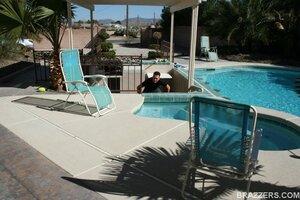 Original 900 px/ 600 px