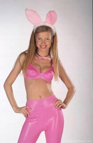 Original 668 px/ 1024 px