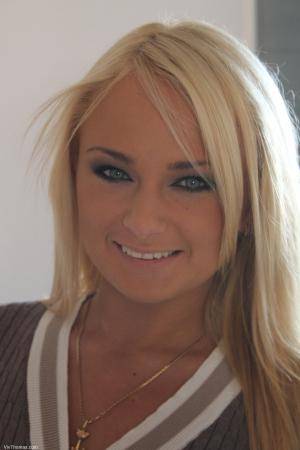 Original 1365 px/ 2048 px