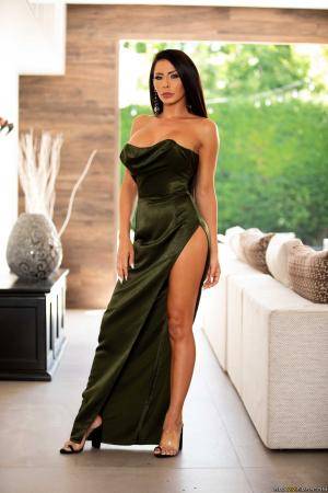 #Brazzers Madison Ivy - More Than Just A Pretty Face