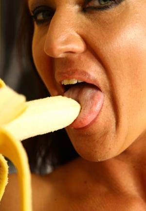 Original 2000 px/ 2900 px