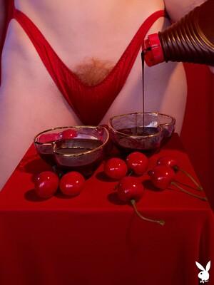 Original 2381 px/ 3174 px