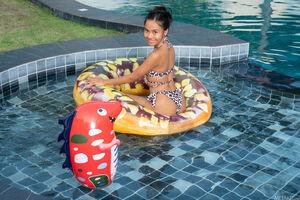 Original 6000 px/ 3992 px