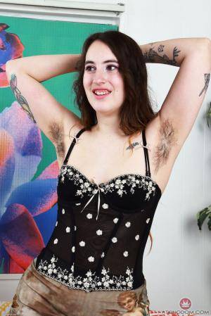 Original 854 px/ 1280 px