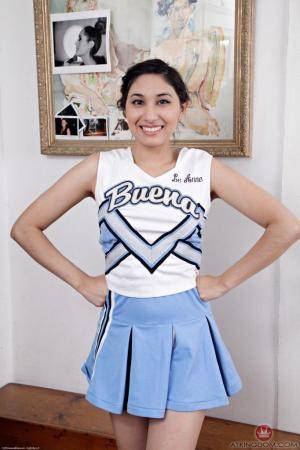 Original 682 px/ 1024 px