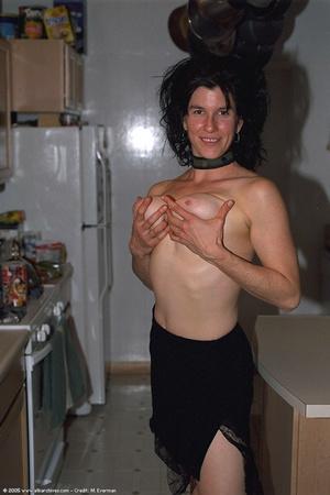 Original 682 px/ 1024 px