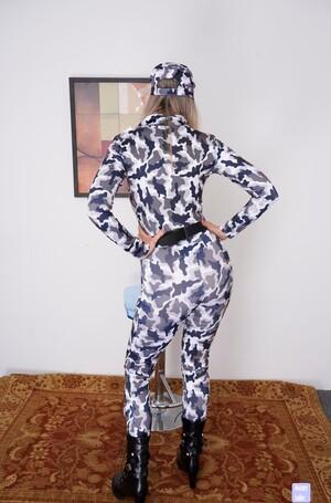 Original 1930 px/ 2930 px