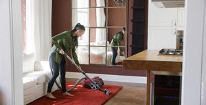 Anna Jolie, Crystal Greenvelle - Hot Maid