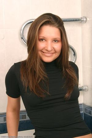 Original 680 px/ 1024 px