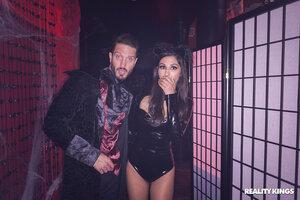 Original 3000 px/ 2000 px