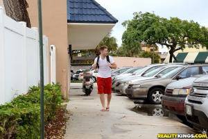 Original 3840 px/ 2564 px