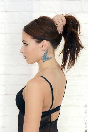 Original 854 px/ 1280 px