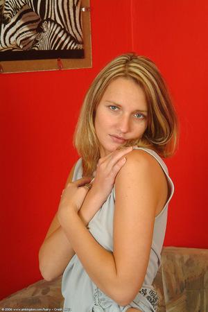 Original 682 px/ 1024 px