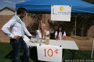 Original 900 px/ 600 px